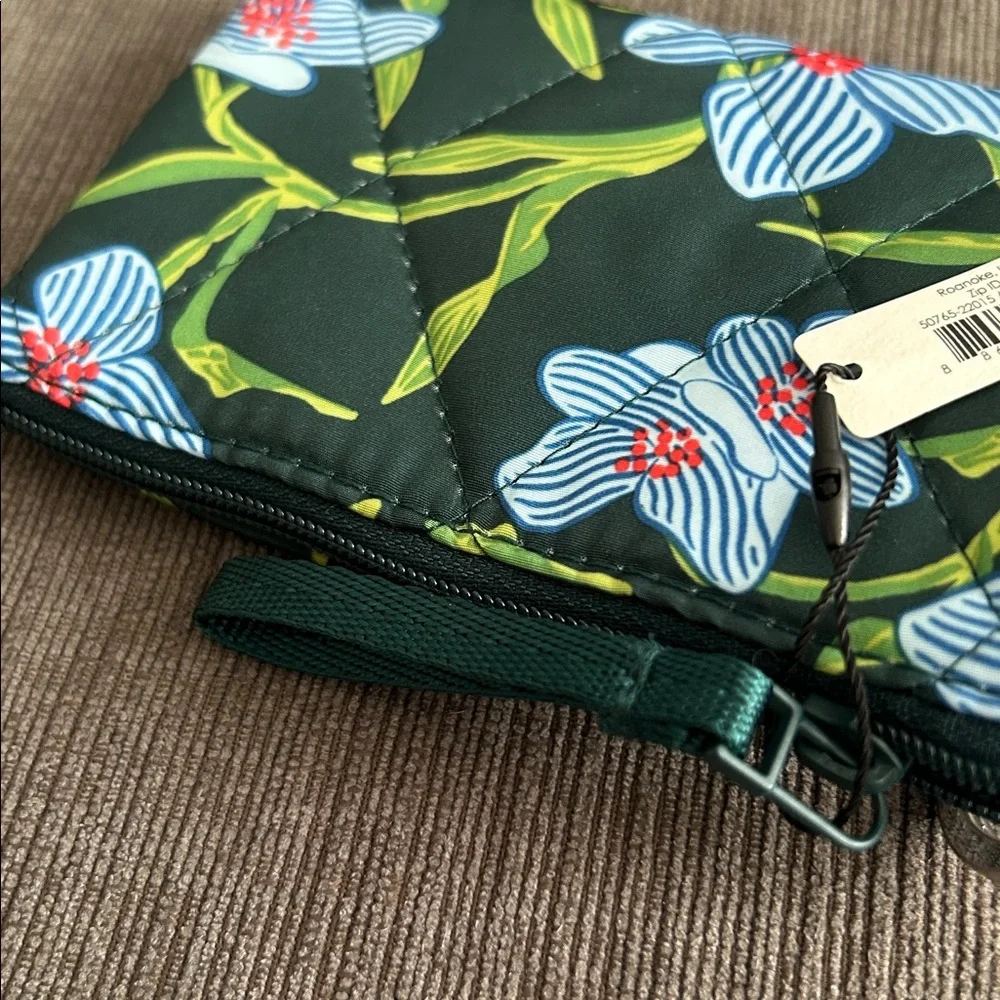 VERA BRADLEY Zip ID Case Ultralight card holder coin purse Charlotte Stems NWT